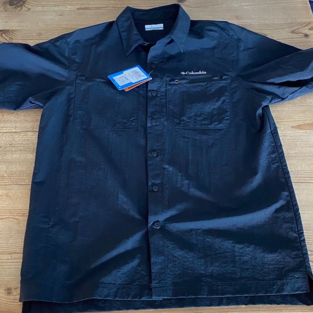 Columbia Mountaindale Men’s M Black Short Sleeve Outdoor Shirt Zip Button Up